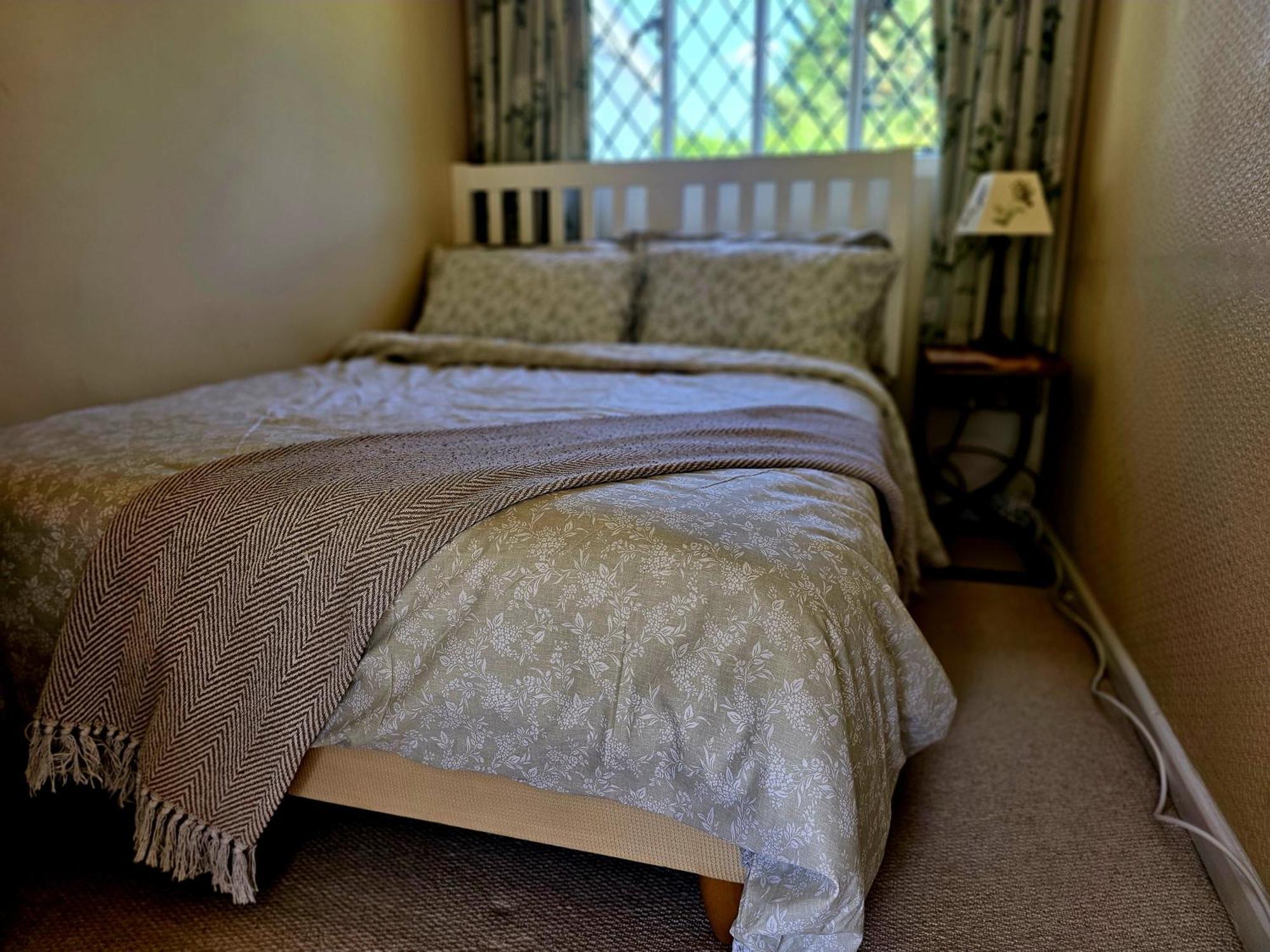English Farmhouse Cottage Guildford Exterior foto